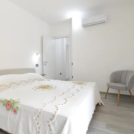 Apartment Beautiful In *
