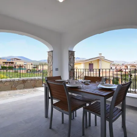 2 Bedroom Beautiful In شقة Olia Speciosa