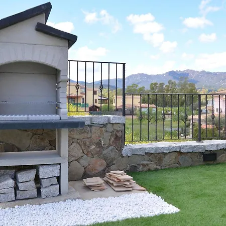 2 Bedroom Beautiful In Olia Speciosa